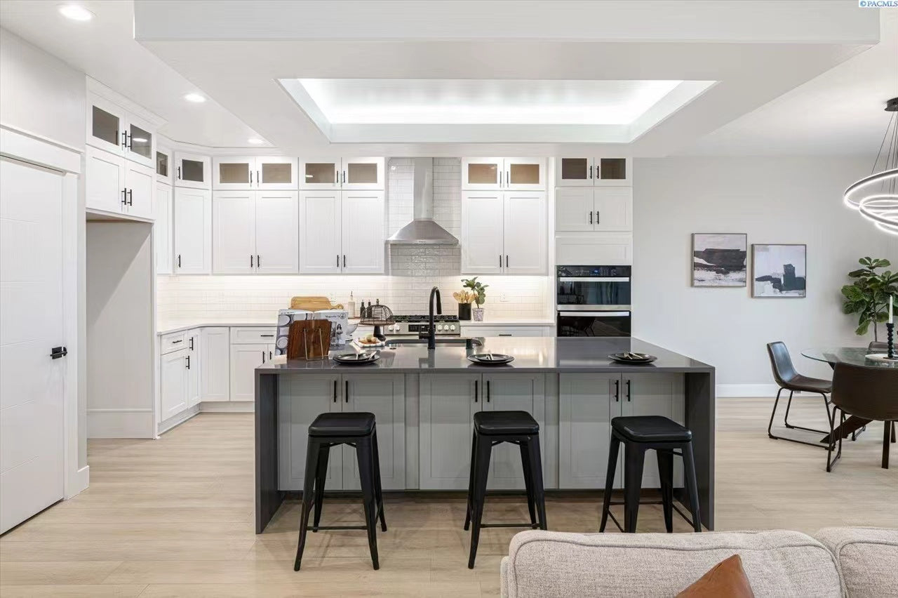 Gallery – Signature Cabinetry